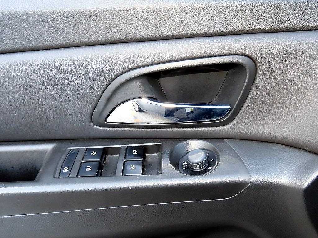 CHEVROLET Cruze — photo 11