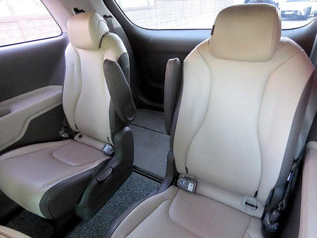 Kia Carnival — photo 07