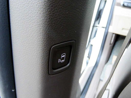 Kia Carnival — photo 17