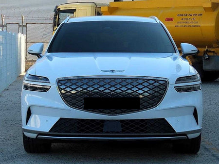 Genesis GV70 — photo 01