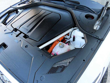 Genesis GV70 — photo 19
