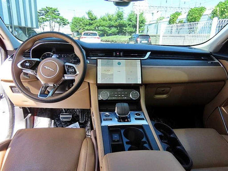 Jaguar F-PACE — photo 07