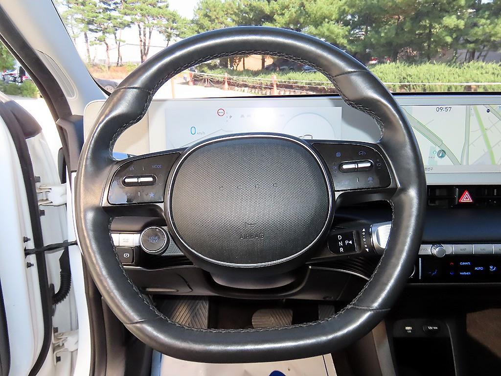 Hyundai Ioniq5 — photo 08