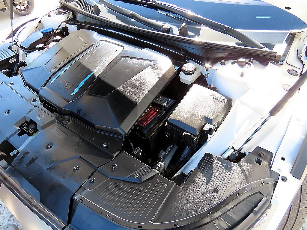 Hyundai Ioniq5 — photo 19