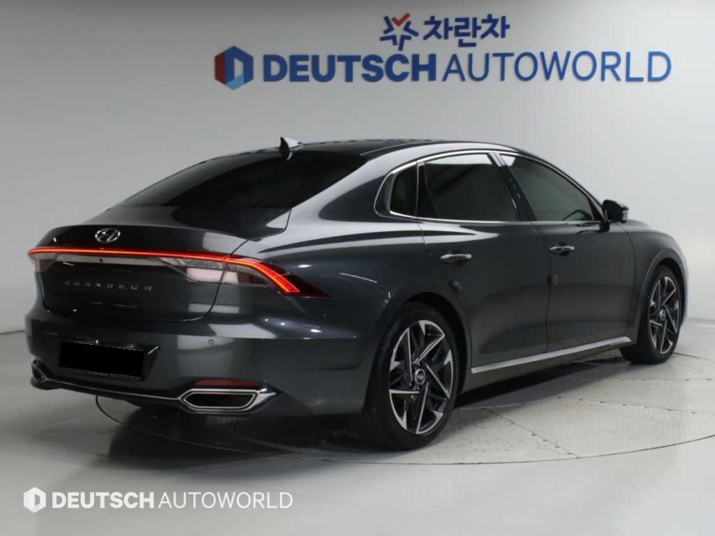 Hyundai Grandeur — photo 03