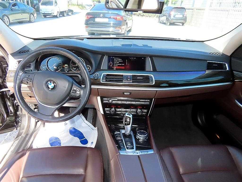 BMW Gran Turismo — photo 07