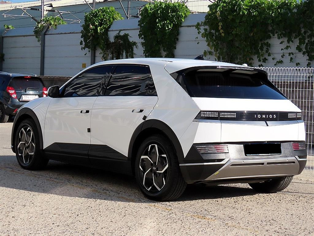 Hyundai Ioniq5 — photo 03