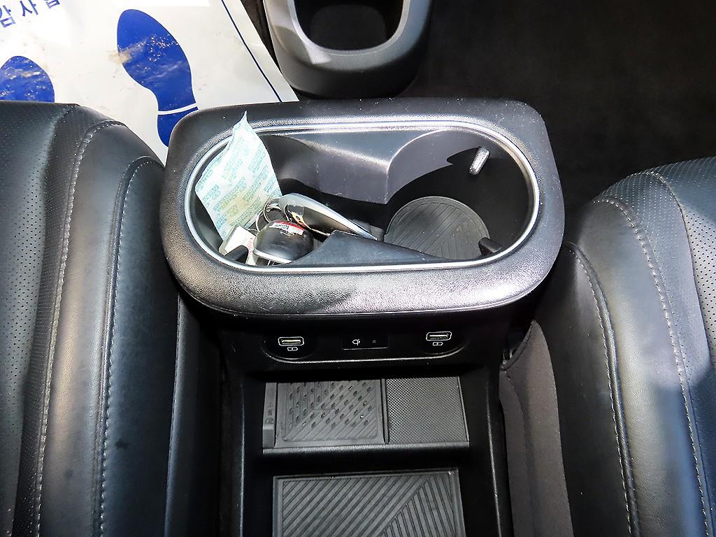 Hyundai Ioniq5 — photo 15