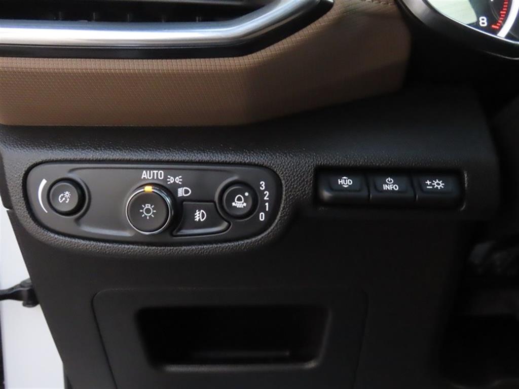 CHEVROLET Trailblazer — photo 11