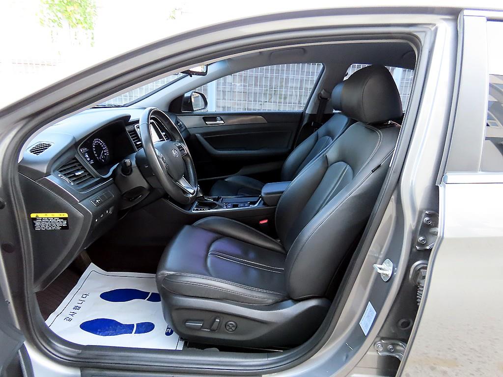 Hyundai Sonata — photo 05