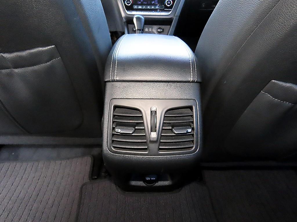 Hyundai Sonata — photo 17