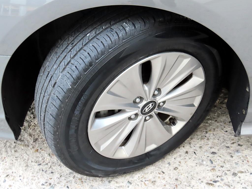 Hyundai Sonata — photo 19