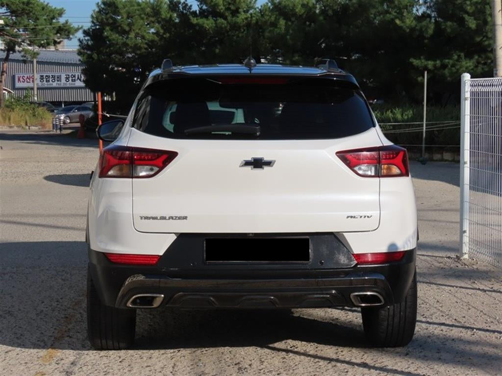 CHEVROLET Trailblazer — photo 04