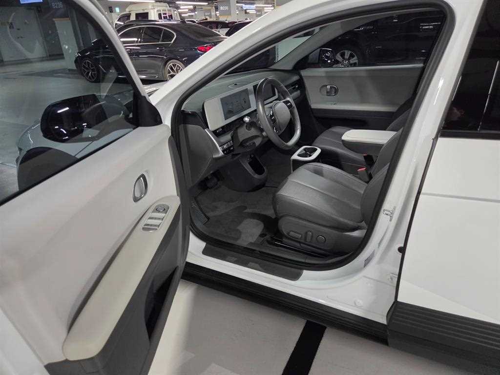 Hyundai Ioniq5 — photo 08