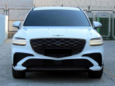 Genesis GV70 — photo 01