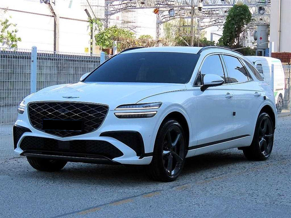 Genesis GV70 — photo 02