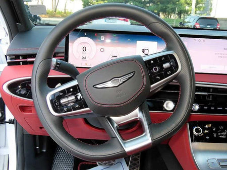 Genesis GV70 — photo 08