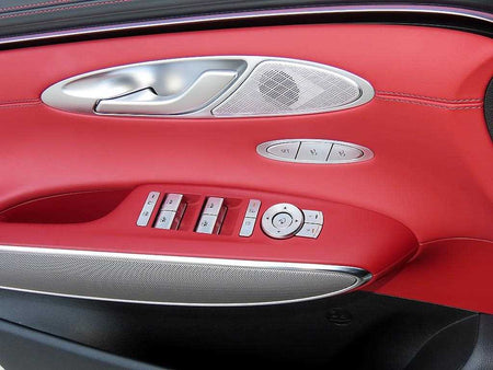 Genesis GV70 — photo 11