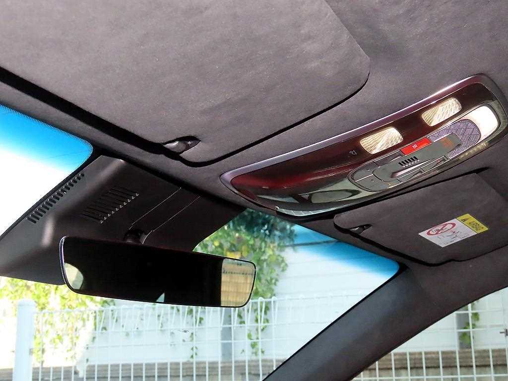 Genesis GV70 — photo 15
