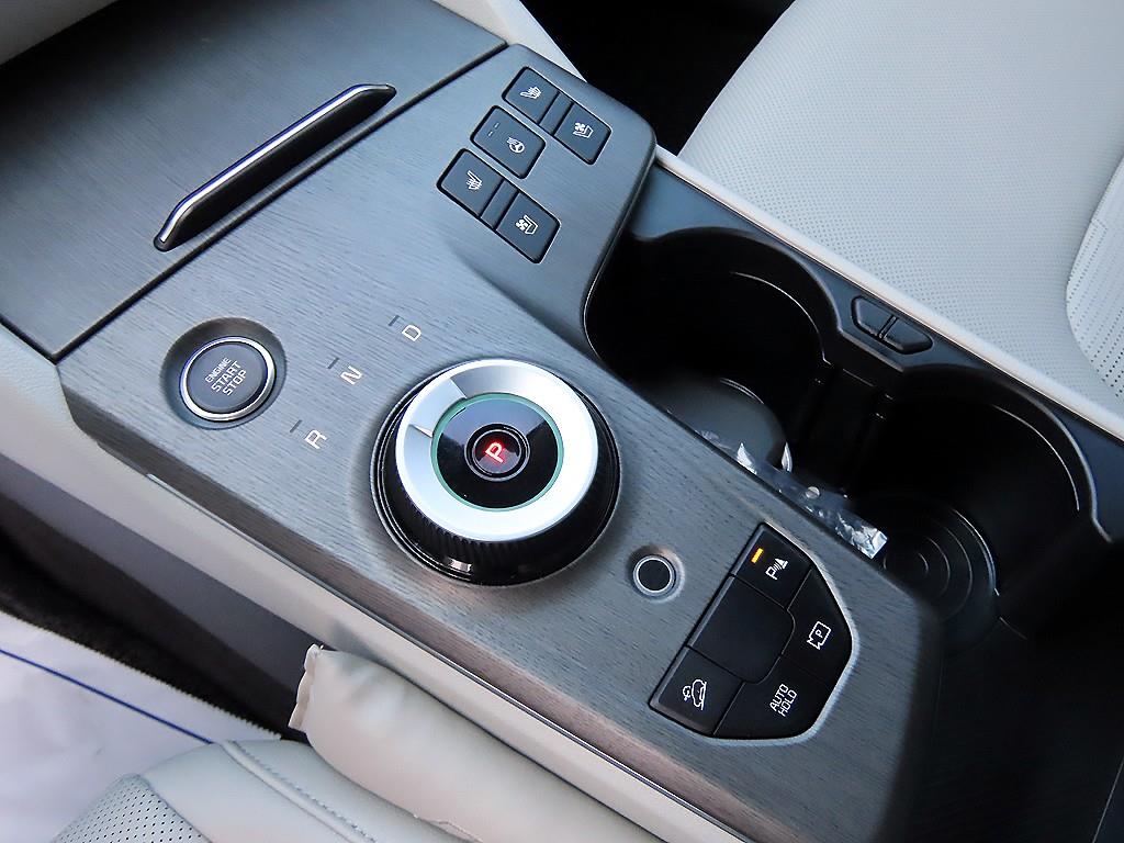 Kia Sportage — photo 11