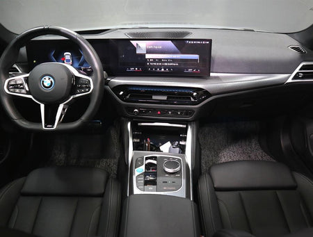 BMW i4 — photo 05
