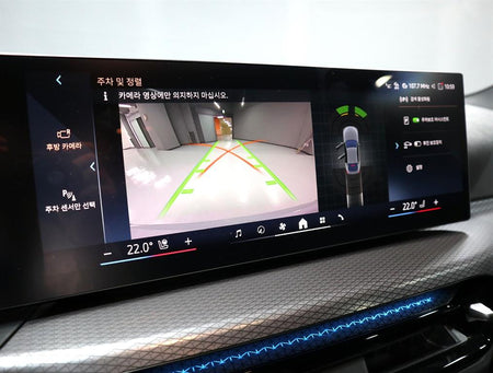 BMW i4 — photo 13