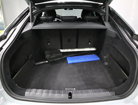 BMW i4 — photo 19