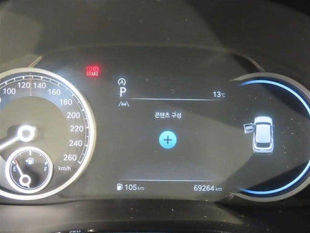 Genesis GV70 — photo 12
