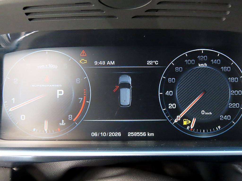 Land Rover Range Rover — photo 09