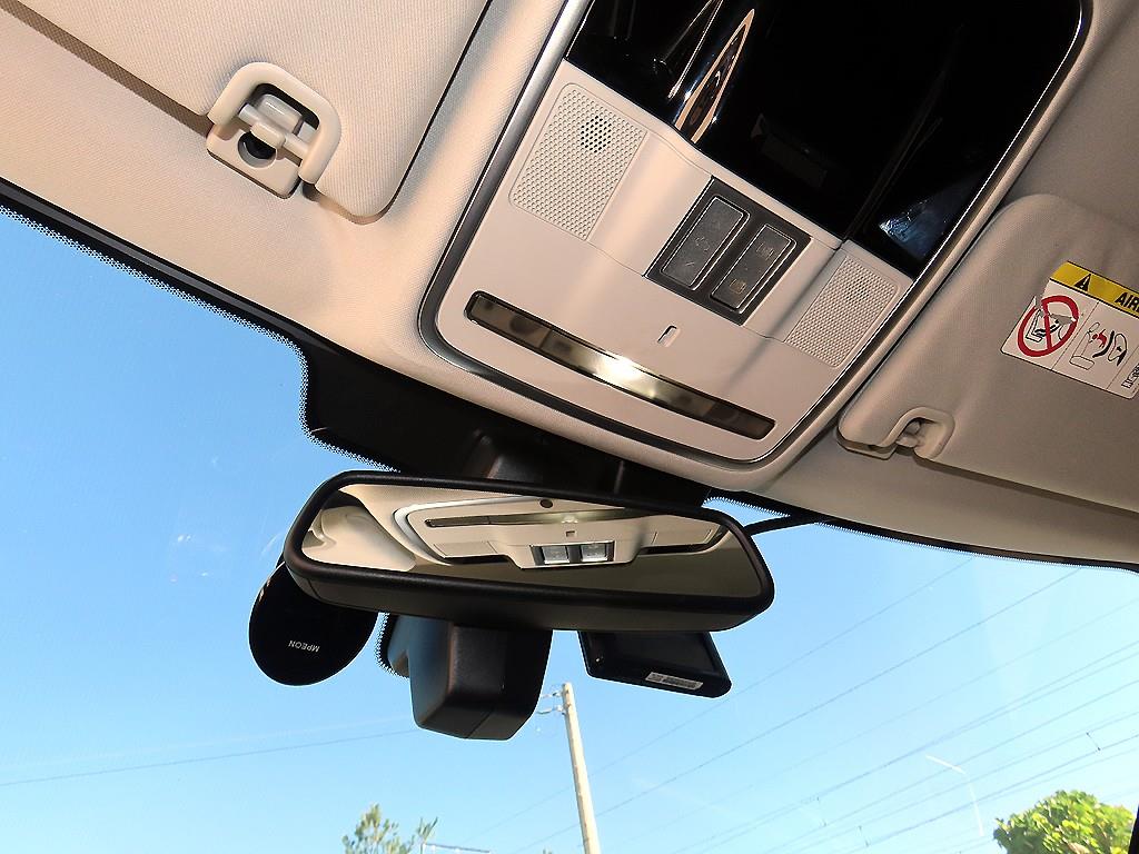Land Rover Range Rover — photo 14