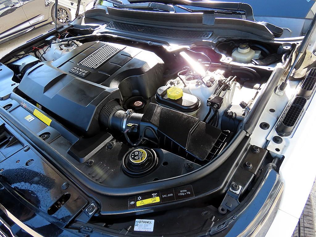 Land Rover Range Rover — photo 19
