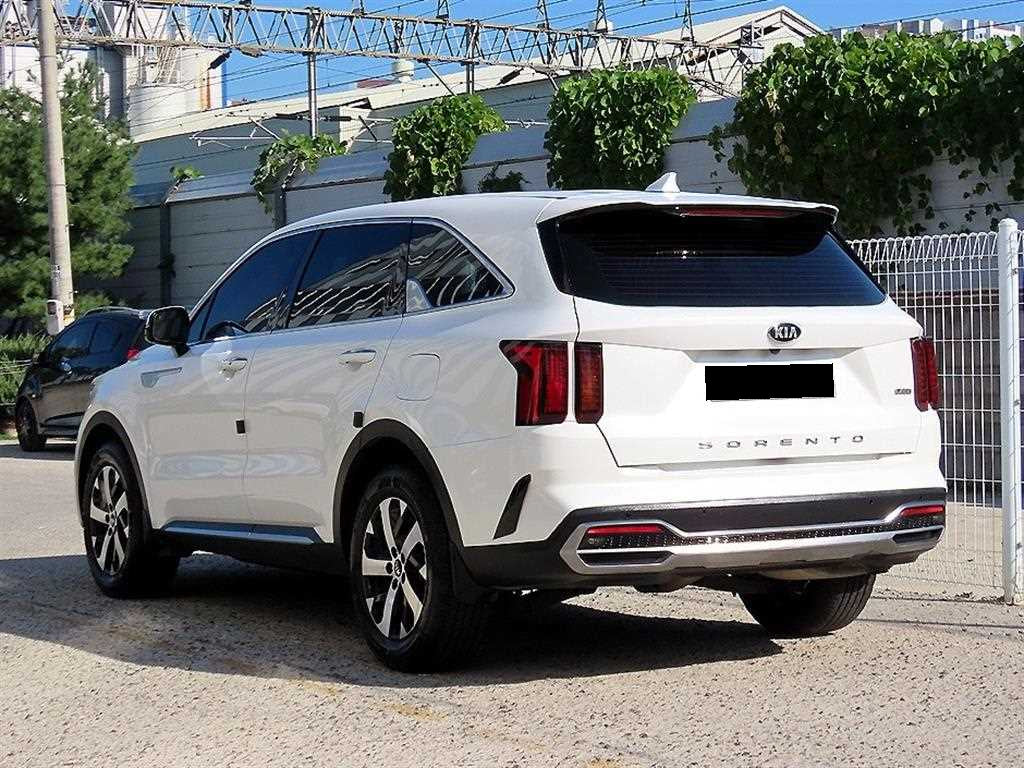 Kia Sorento — photo 03