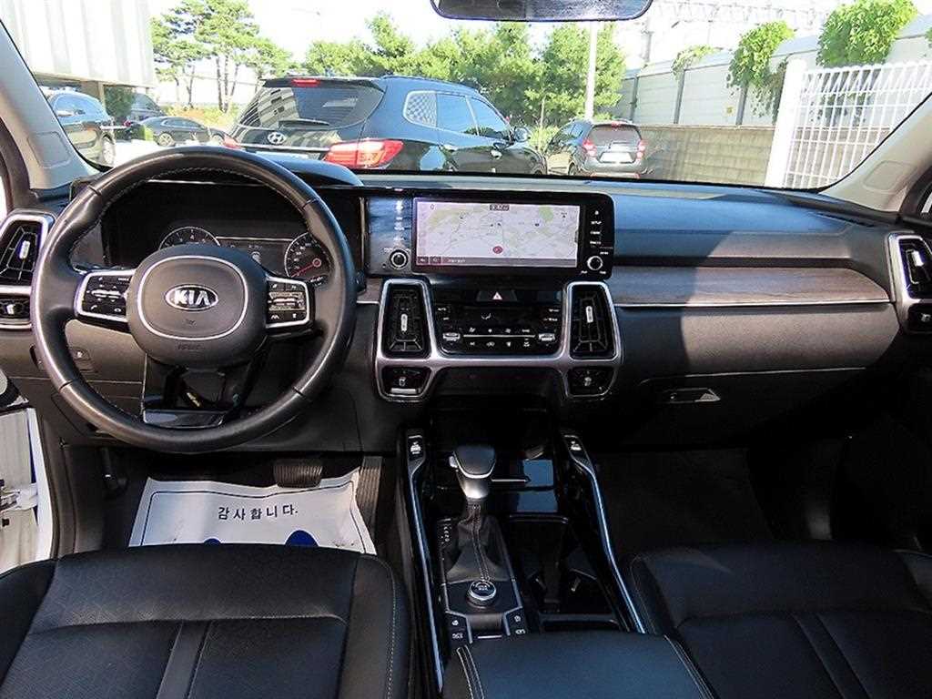 Kia Sorento — photo 07