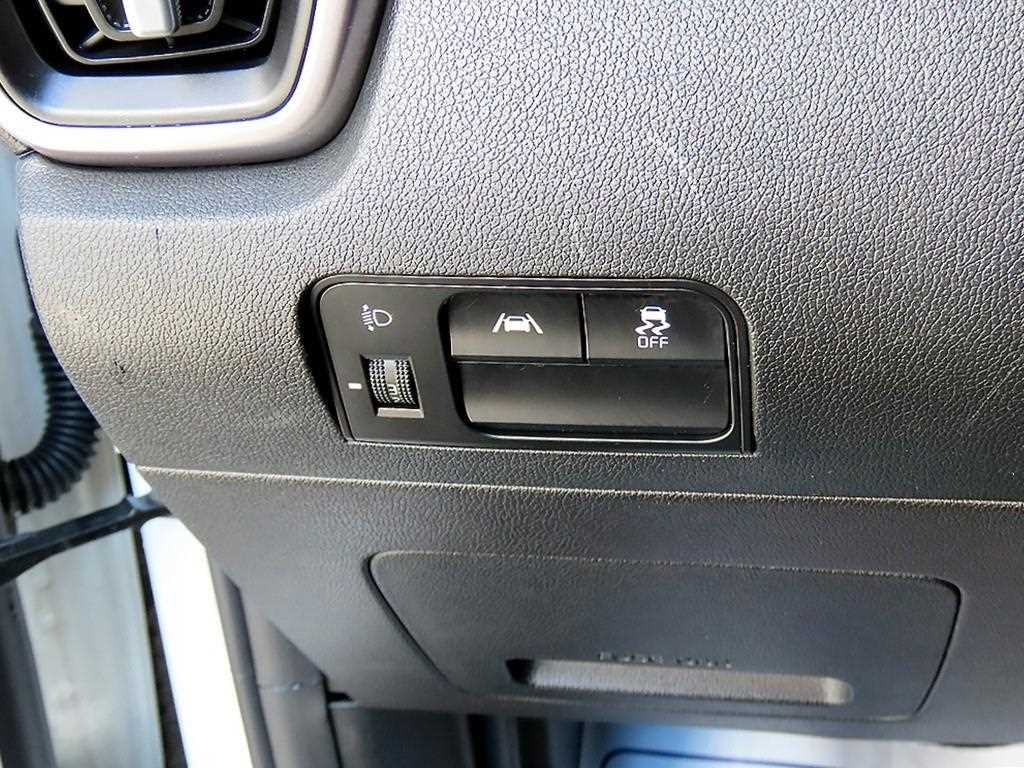 Kia Sorento — photo 12