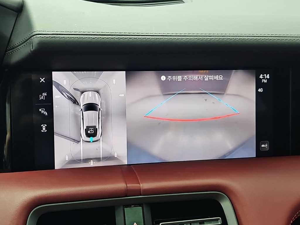 Porsche Taycan — photo 15