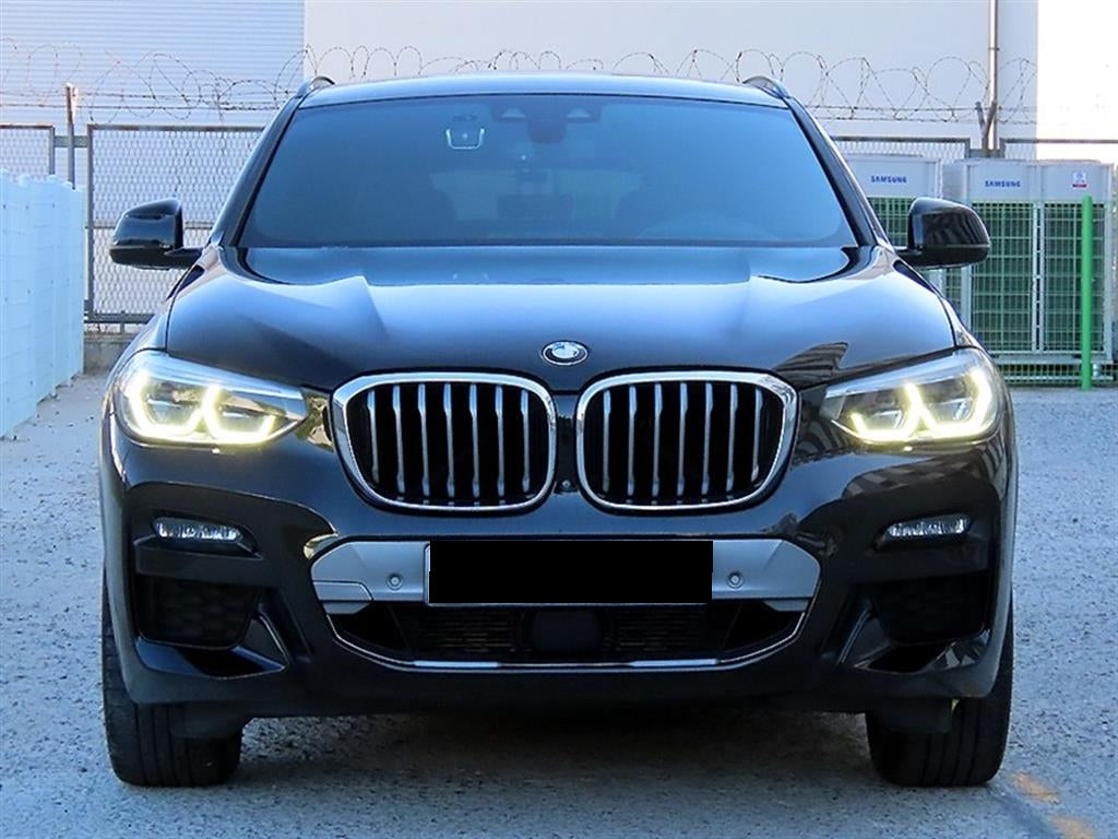 BMW X4 — photo 01