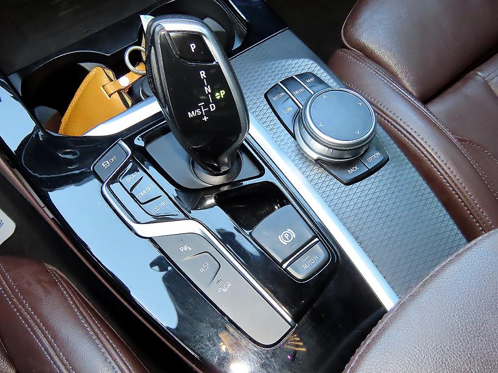 BMW X4 — photo 11