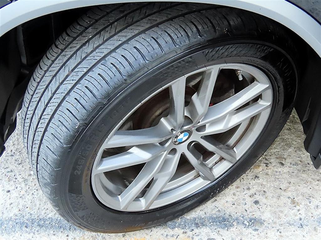 BMW X4 — photo 19