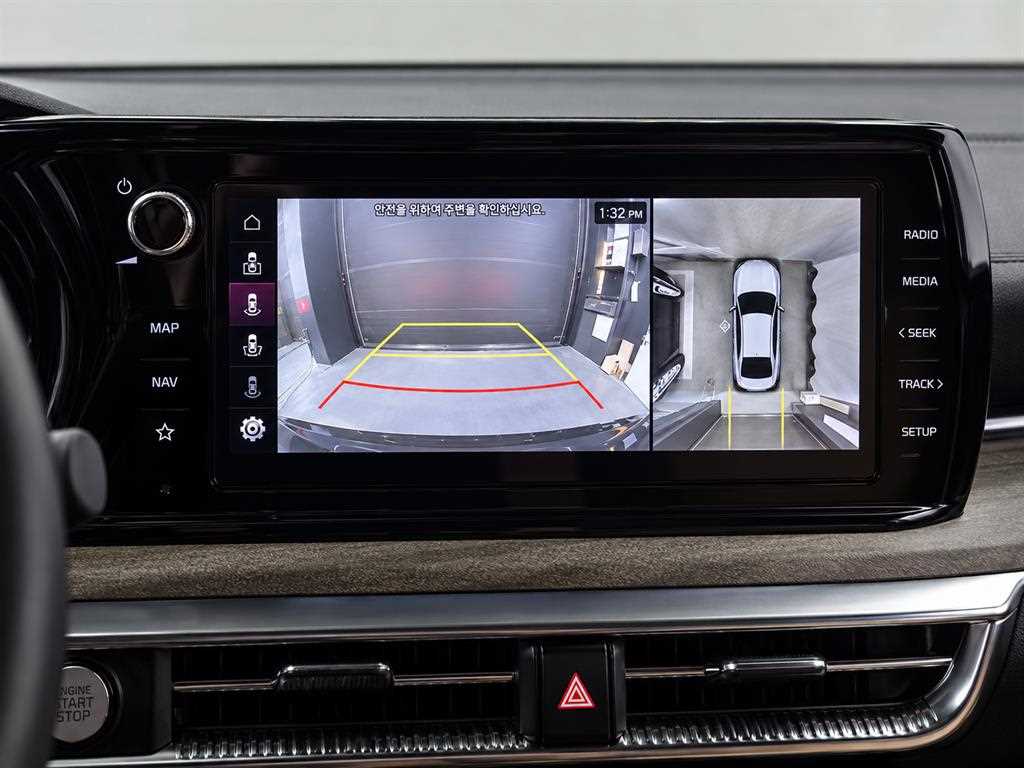 Kia K5 — photo 10