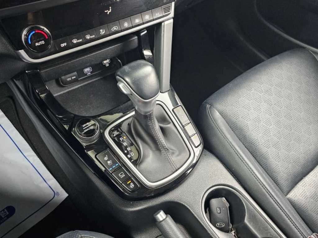 Kia Seltos — photo 15