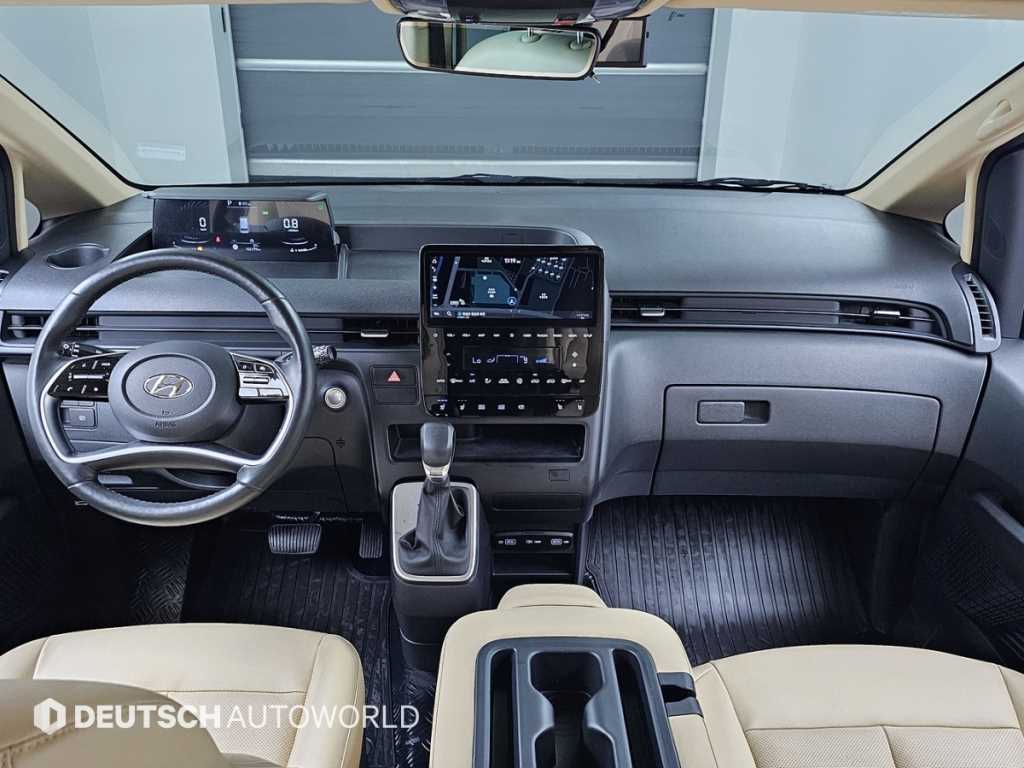 Hyundai Staria — photo 07