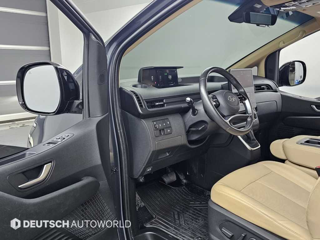 Hyundai Staria — photo 11