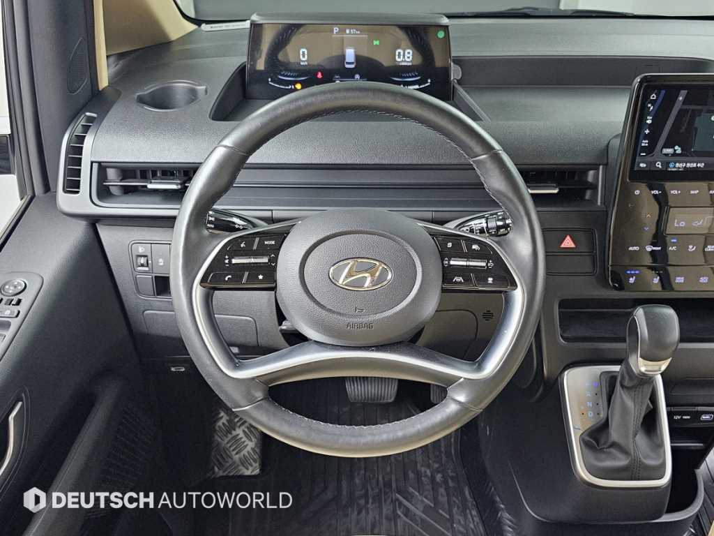 Hyundai Staria — photo 13