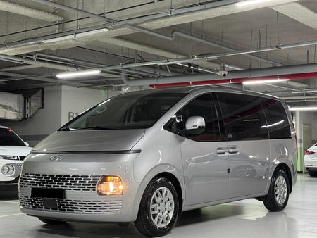 Hyundai Staria — photo 01