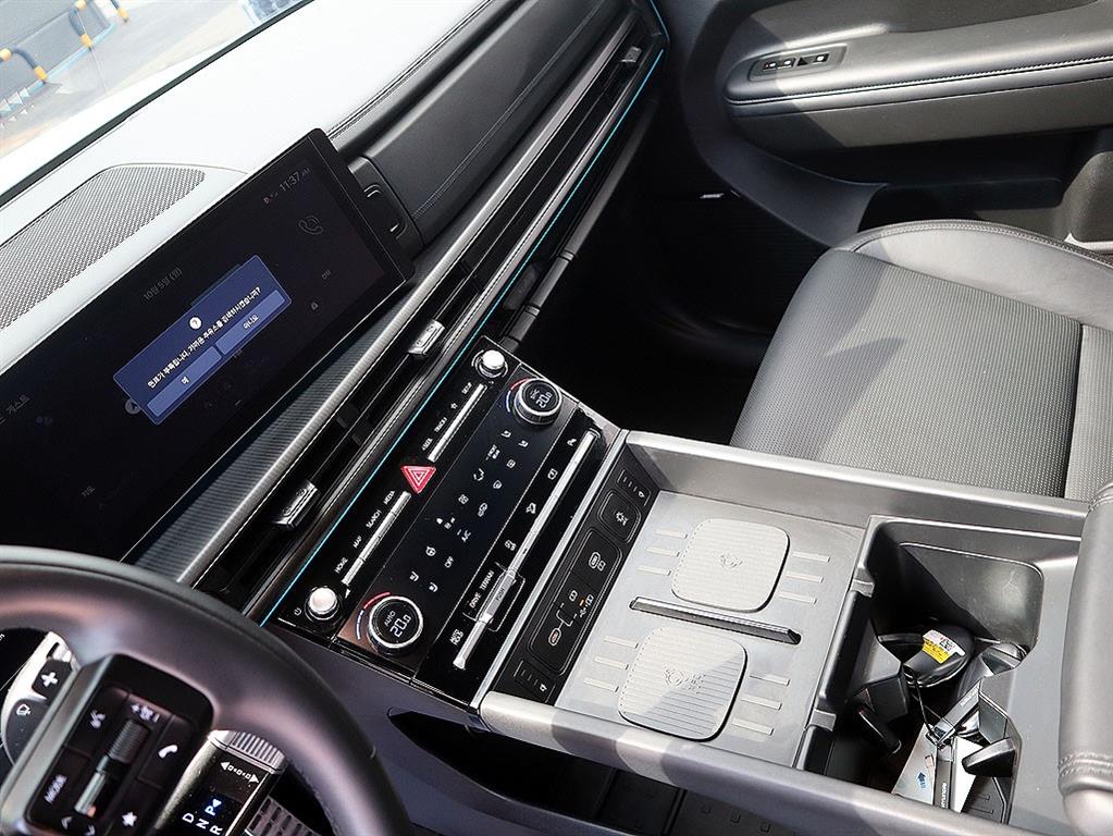 Hyundai Santafe — photo 10