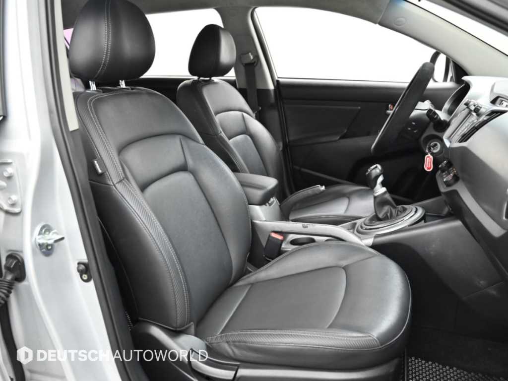 Kia Sportage — photo 10
