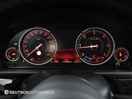 BMW 5-Series — photo 08