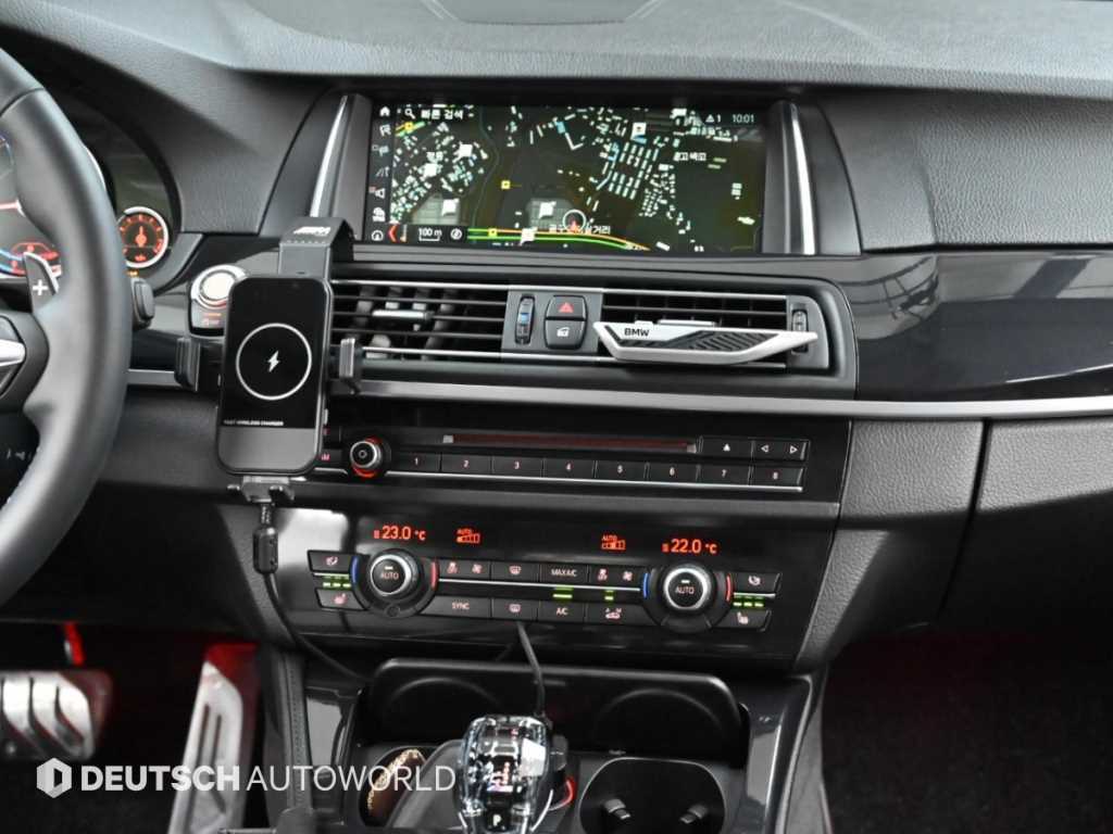 BMW 5-Series — photo 14