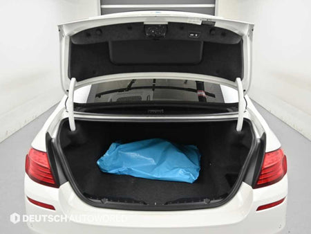 BMW 5-Series — photo 19