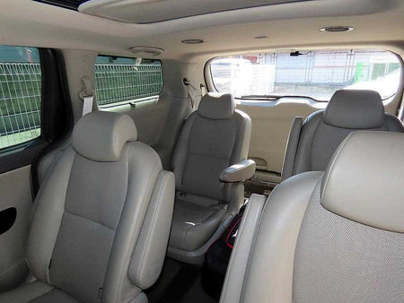 Kia Carnival — photo 07